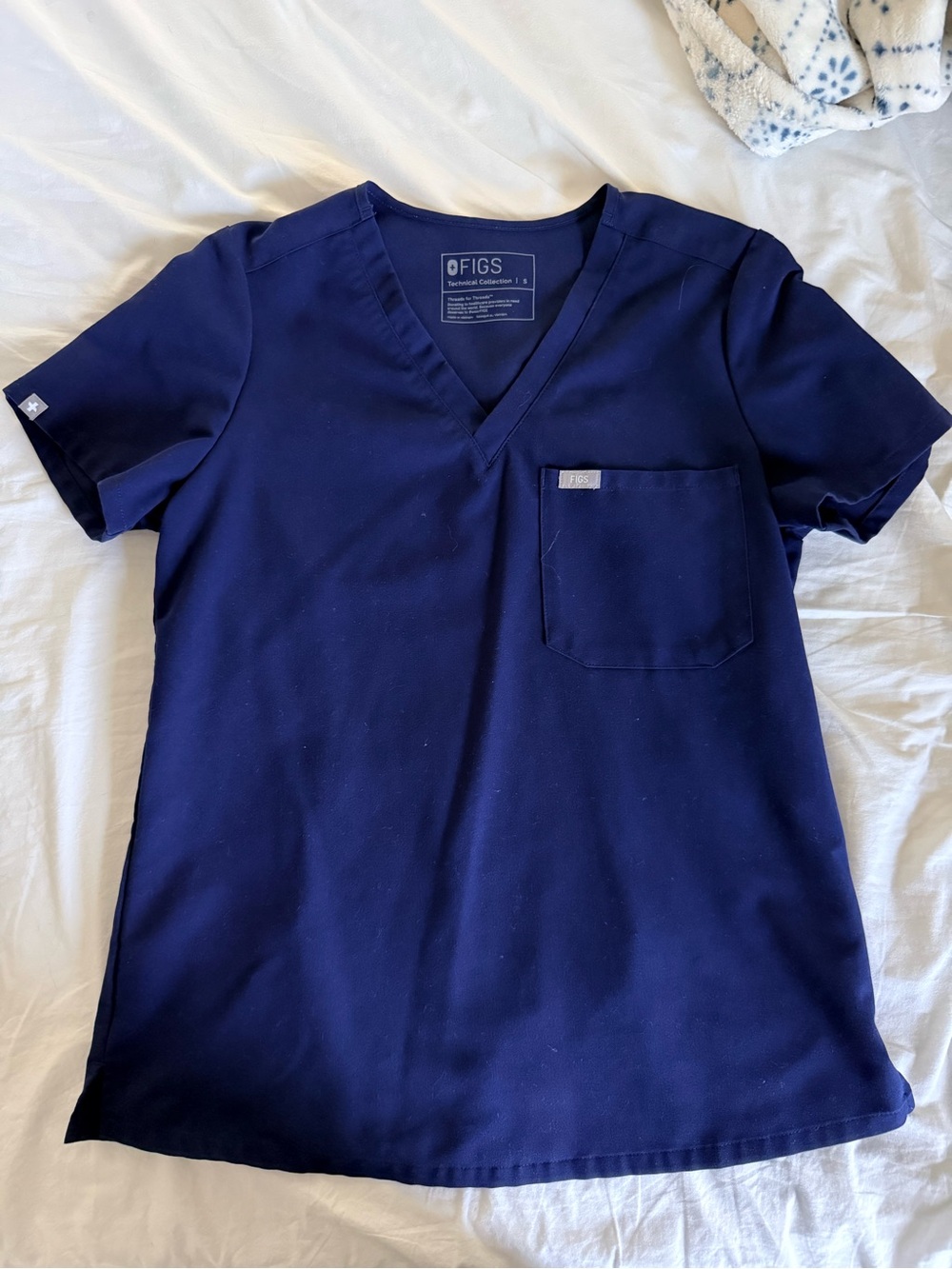 Figs Deep Navy Jogger Scrub Set